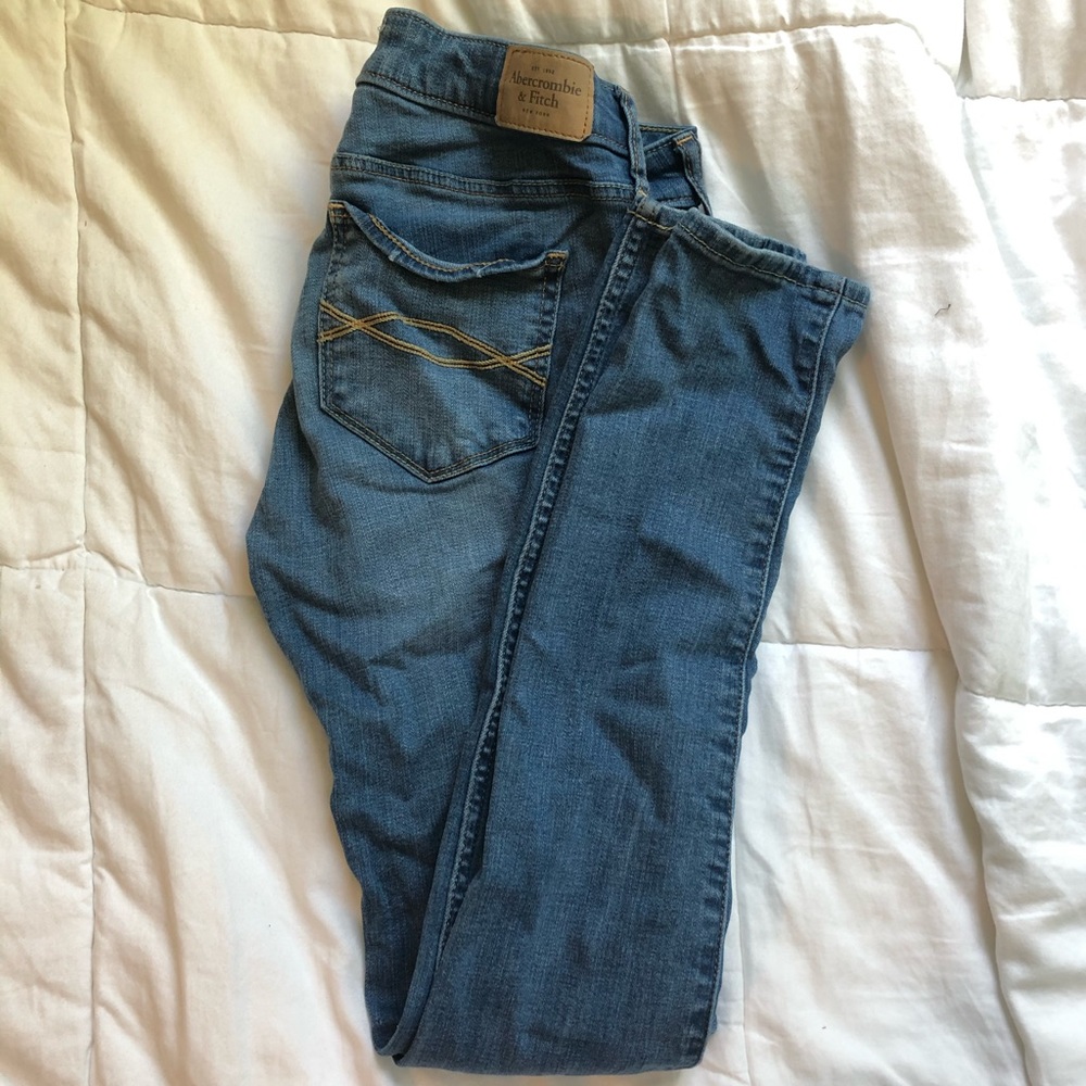 Abercrombie & Fitch Super Skinny Medium Wash Jeans
